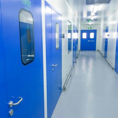 潔凈鋼質門在潔凈管理中的重要性